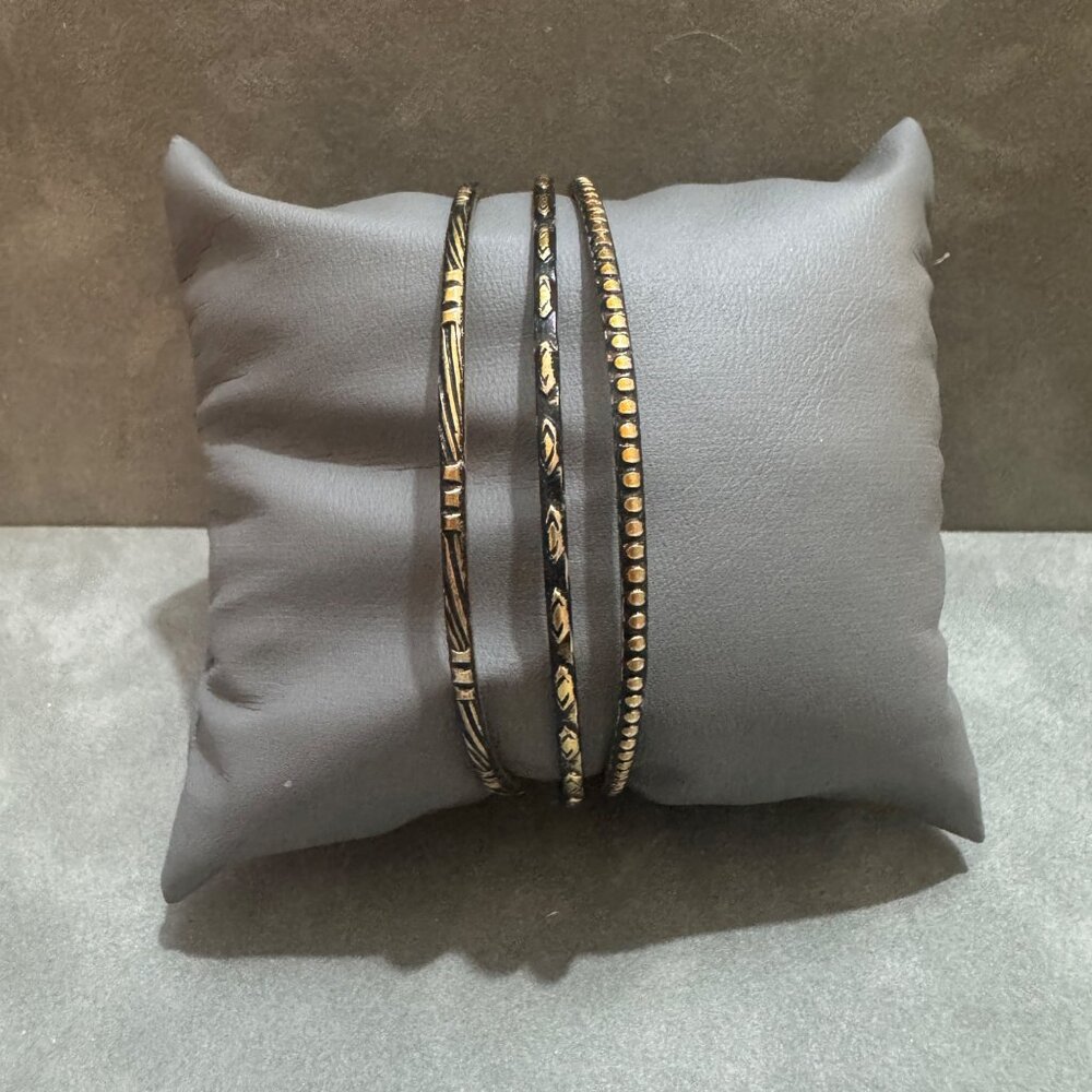 Antique Style Gold Tone Metal Stackable Bangle Bracelets Lot Of 3 Textured